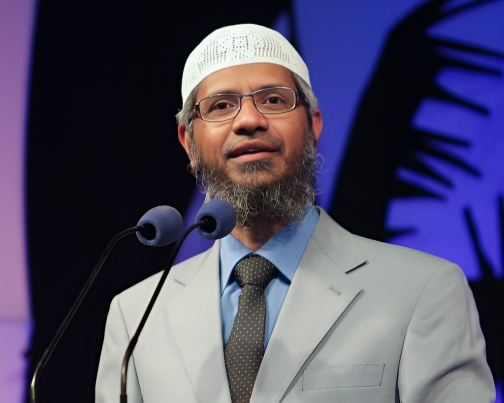 দীর্ঘ প্রতীক্ষার অবসান: নভেম্বরে বাংলাদেশে আসছেন ড. জাকির নায়েক, মেগা চ্যারিটি লেকচারের প্রস্তুতি