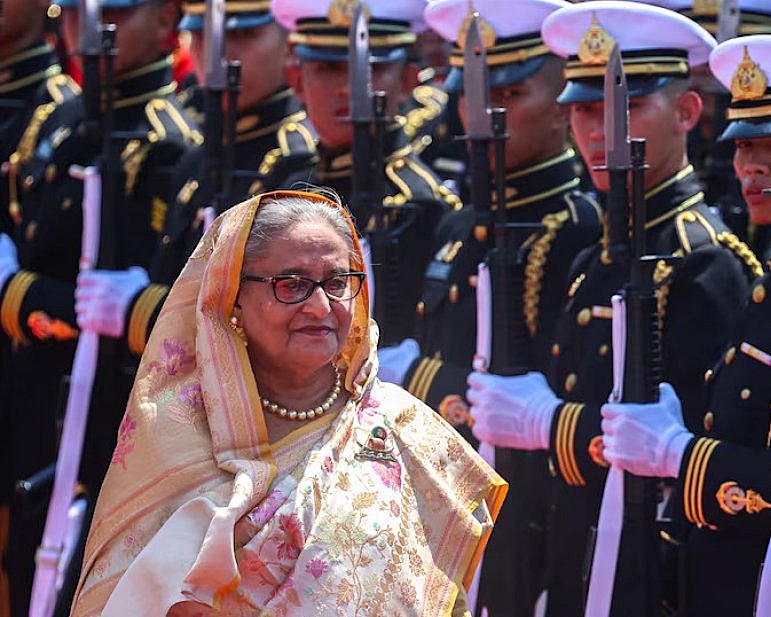 নির্বাসিত শেখ হাসিনার মন্তব্য: ‘আওয়ামী লীগ ছাড়া নির্বাচন হলে লাখ লাখ সমর্থক ভোট বয়কট করবে’