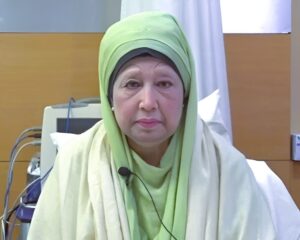 খালেদা জিয়ার স্বাস্থ্য নিয়ে গভীর উদ্বেগ প্রকাশ এবং দেশবাসীর কাছে দোয়া চাইলেন প্রধান উপদেষ্টা