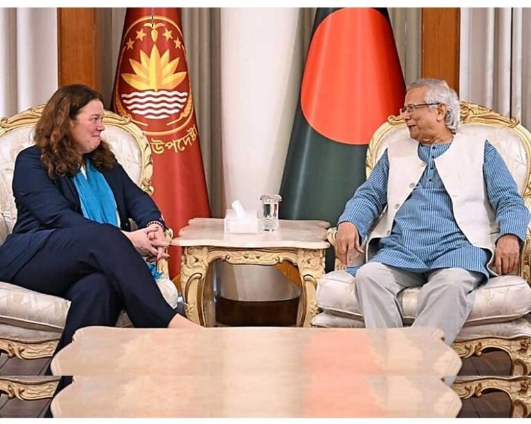 আওয়ামী লীগ ফেব্রুয়ারি নির্বাচনে অংশ নিতে পারবে না: ড. ইউনূসের স্পষ্ট ঘোষণা