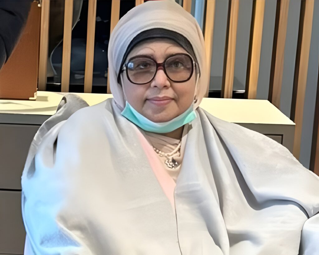 বিএনপির চেয়ারপারসন বেগম খালেদা জিয়া স্বাস্থ্য পরীক্ষায় এভারকেয়ার হাসপাতালে ভর্তি