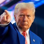 তৃতীয় বিশ্বের সব দেশ থেকে অভিবাসন স্থগিত ও গ্রিন কার্ড পুনর্বিবেচনার নির্দেশ ট্রাম্পের