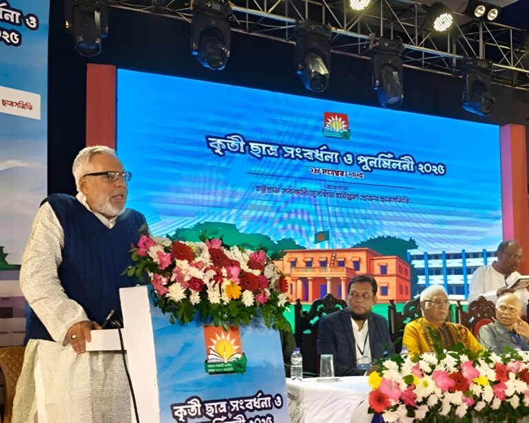 আগামী ফেব্রুয়ারির জাতীয় সংসদ নির্বাচন কলঙ্কমুক্ত হতে হবে: উপদেষ্টা ফাওজুল কবির খান