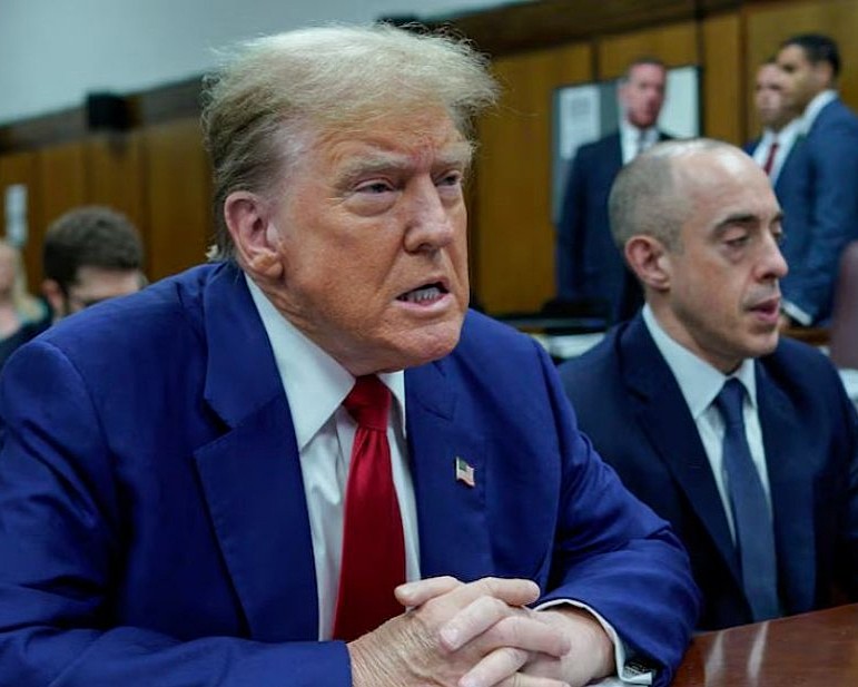 ৭৫ দেশের ভিসা স্থগিতের প্রতিবাদে ক্ষুব্ধ মার্কিন আইনপ্রণেতারা: ট্রাম্প প্রশাসনের নীতিকে ‘অজ্ঞতা ও বৈষম্যমূলক’ আখ্যা