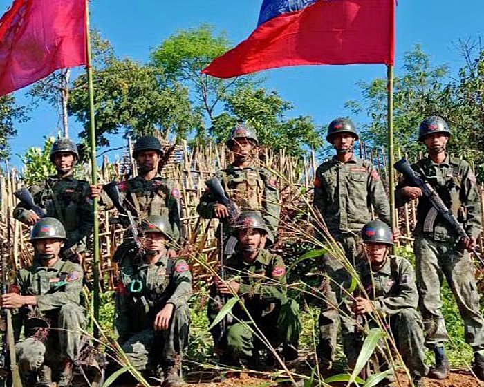 গত ৫ মাসে আরাকান আর্মির হাতে অপহৃত সেন্ট মার্টিনের ৪২০ জেলে: স্বজনদের আহাজারি ও রাষ্ট্রের নীরবতায় ক্ষোভ