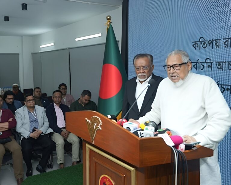 ইসির ‘নির্লিপ্ততা’ ও ব্যালট কারচুপি নিয়ে বিএনপির কঠোর হুঁশিয়ারি