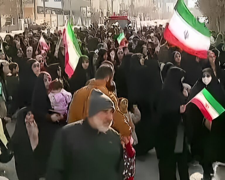 ট্রাম্পের হুমকি ও ইরানে রক্তক্ষয়ী সংঘাত: বিদেশি হস্তক্ষেপের ষড়যন্ত্র দেখছে তেহরান