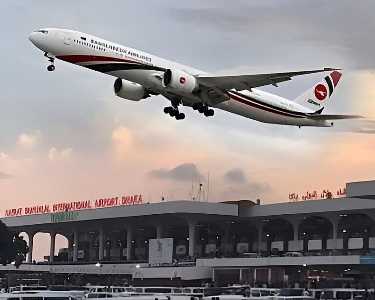 দীর্ঘ ১৪ বছর পর ঢাকা-করাচি সরাসরি ফ্লাইট চালু: আকাশপথে নতুন সেতুবন্ধন