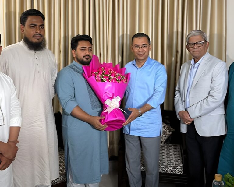 জামায়াত আমিরের পর এবার তরুণ নেতা নাহিদ ইসলামের বাসায় তারেক রহমান