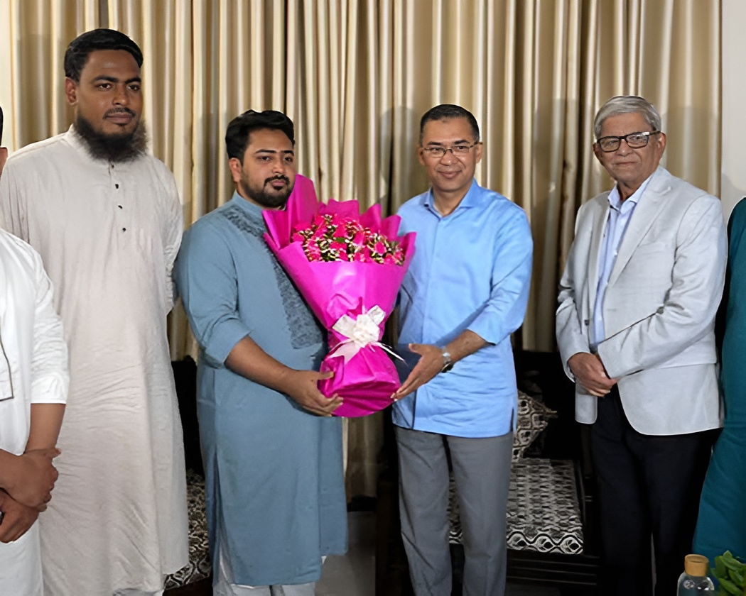 জামায়াত আমিরের পর এবার তরুণ নেতা নাহিদ ইসলামের বাসায় তারেক রহমান