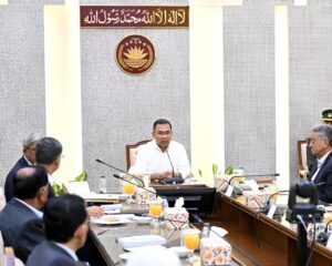 নতুন সরকারের ১৮০ দিনের লক্ষ্যমাত্রা: জুলাই সনদ বনাম প্রশাসনিক অগ্রাধিকার