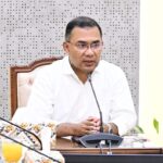 সকাল ৯টায় সচিবালয়ে প্রধানমন্ত্রী: কর্মকর্তাদের জন্য সময়ানুবর্তিতার কড়া বার্তা