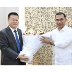 চীনের রাষ্ট্রদূতের সৌজন্য সাক্ষাৎ: প্রধানমন্ত্রী তারেক রহমানকে চীন সফরের আমন্ত্রণ