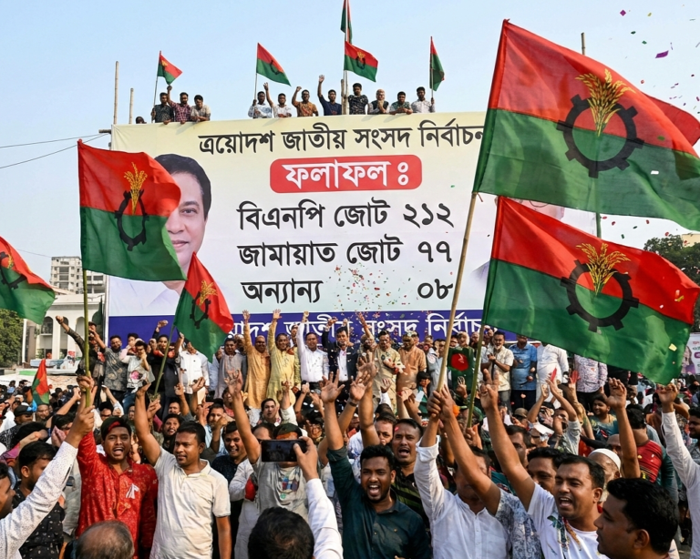 ঐতিহাসিক পটপরিবর্তন: ত্রয়োদশ নির্বাচনে ২১২ আসন পেয়ে বিএনপির ভূমিধস জয়
