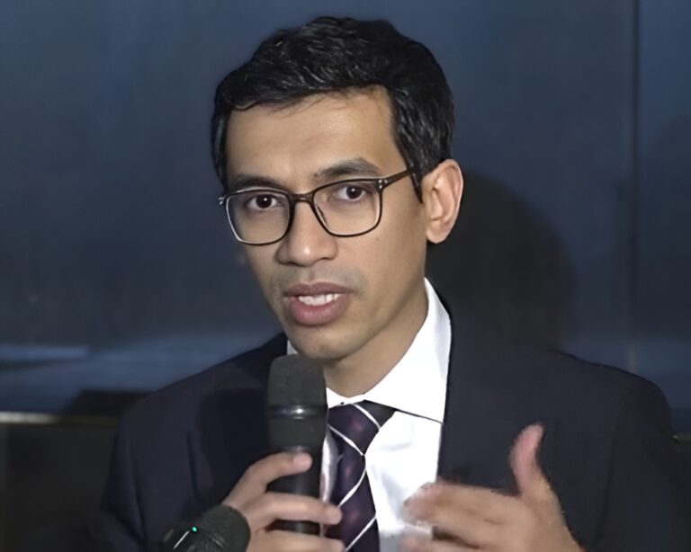 চট্টগ্রাম বন্দরের নিউমুরিং টার্মিনাল ডিপি ওয়ার্ল্ডের কাছে ইজারা দেওয়ার চুক্তিটি অন্তর্বর্তী সরকারের আমলে হচ্ছে না