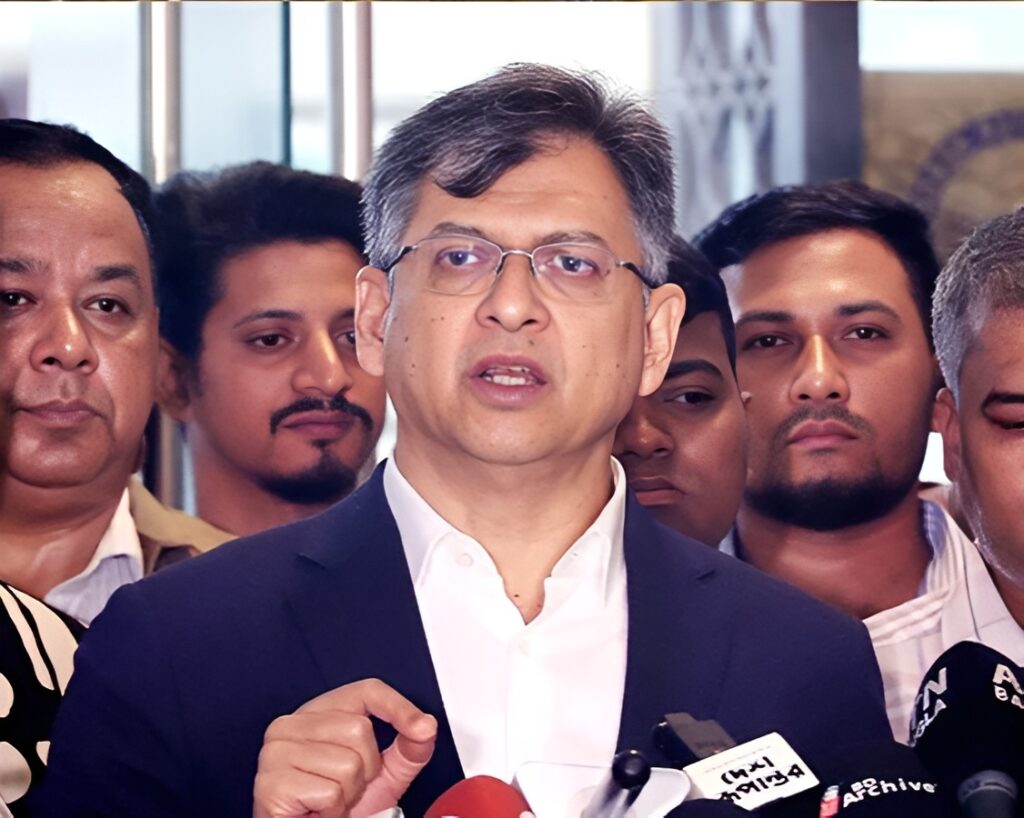 মব কালচার শেষ, পুলিশ হবে জনগণের বন্ধু: সচিবালয়ে প্রথম দিনেই কড়া বার্তা স্বরাষ্ট্রমন্ত্রীর