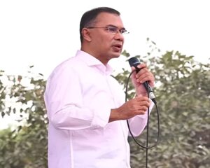 আগামী মাসে আসছে ‘কৃষক কার্ড’; খাল কাটা কর্মসূচির উদ্বোধন শেষে দিনাজপুরে প্রধানমন্ত্রী তারেক রহমান