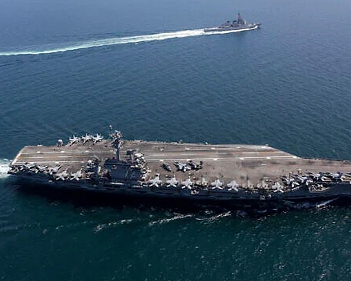 আইআরজিসি-র দাবি: মার্কিন রণতরী ‘ইউএসএস আব্রাহাম লিংকন’-এ ব্যালিস্টিক ক্ষেপণাস্ত্র হামলা