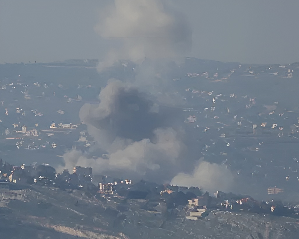 মধ্যপ্রাচ্যে সংঘাতের দাবানল: ইরানি আকাশসীমায় লাশের পাহাড়, কুয়েতে মার্কিন যুদ্ধবিমান বিধ্বস্ত