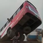 পদ্মার নীল জলে তলিয়ে গেলো ঈদের আনন্দ: দৌলতদিয়ায় পল্টুন থেকে বাস নদীতে পড়ে ২ নারীর মৃত্যু, ৪০ জন পানির নিচে