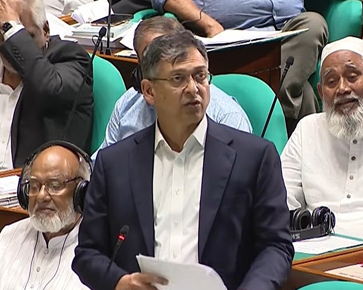 সিইসি সংবিধান লঙ্ঘন ও শপথ ভঙ্গ করেছেন: সংসদে স্বরাষ্ট্রমন্ত্রী সালাহউদ্দিন আহমদ