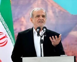 হরমুজ প্রণালির নিরাপত্তা ঘিরে ২২ দেশের সামরিক জোট ও যুক্তরাষ্ট্রের বিরুদ্ধে ইরানের পাল্টা কঠিন যুদ্ধের হুঁশিয়ারি