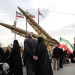 আগ্রাসনের বিরুদ্ধে ‘বিশেষ চমক’ নিয়ে প্রস্তুত ইরান; ট্রাম্পের সামরিক সক্ষমতা নিয়ে কটাক্ষ