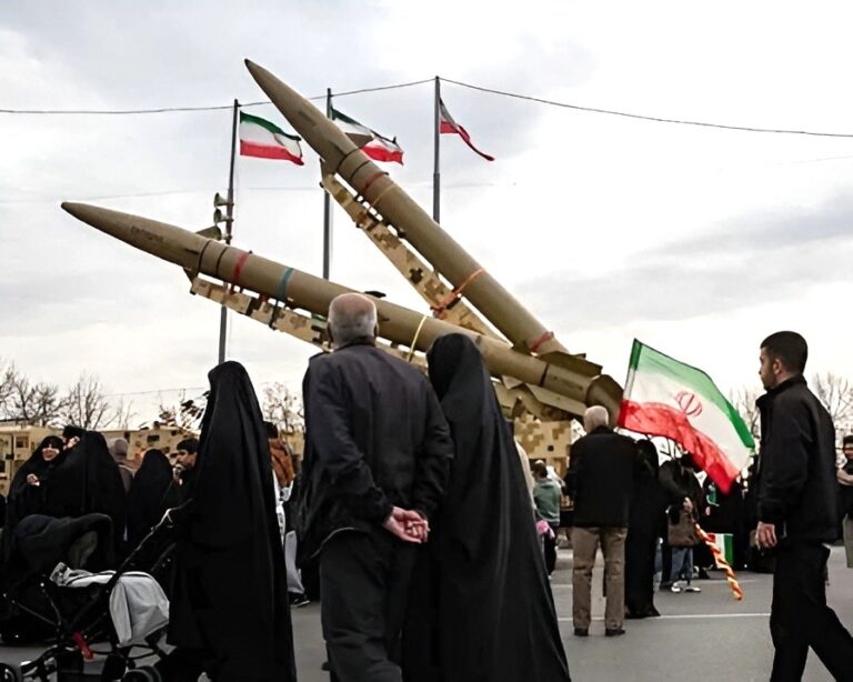 আগ্রাসনের বিরুদ্ধে ‘বিশেষ চমক’ নিয়ে প্রস্তুত ইরান; ট্রাম্পের সামরিক সক্ষমতা নিয়ে কটাক্ষ