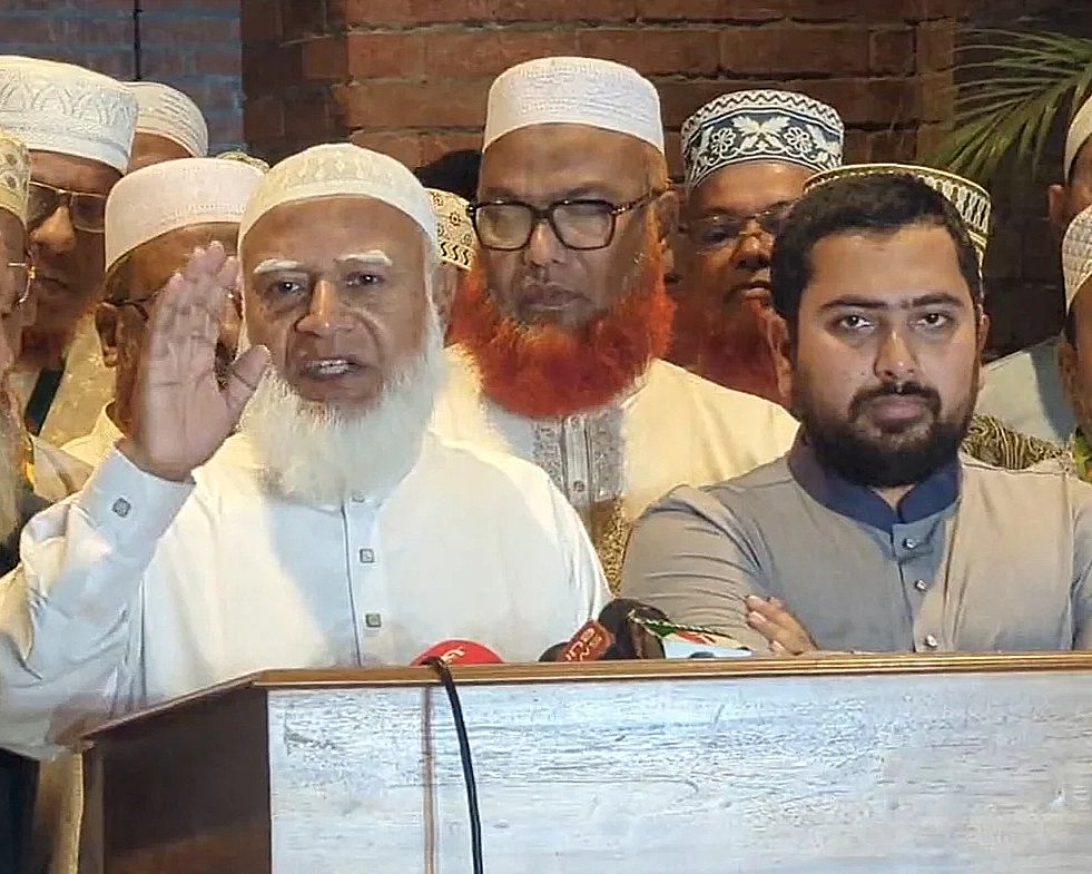 ‘যেই লাউ সেই কদু’: উপ-নির্বাচন ও সংসদের বিল নিয়ে তীব্র সমালোচনায় শফিকুর রহমান