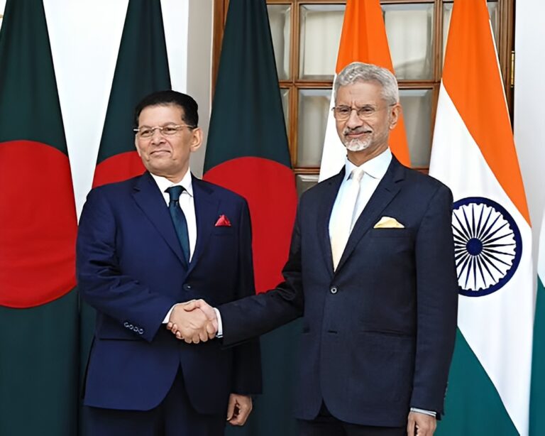 দিল্লিতে জয়শঙ্কর-খলিলুর বৈঠক: হাদির খুনিদের ফেরত দেবে ভারত, শেখ হাসিনাকে ফেরত চাইল বাংলাদেশ