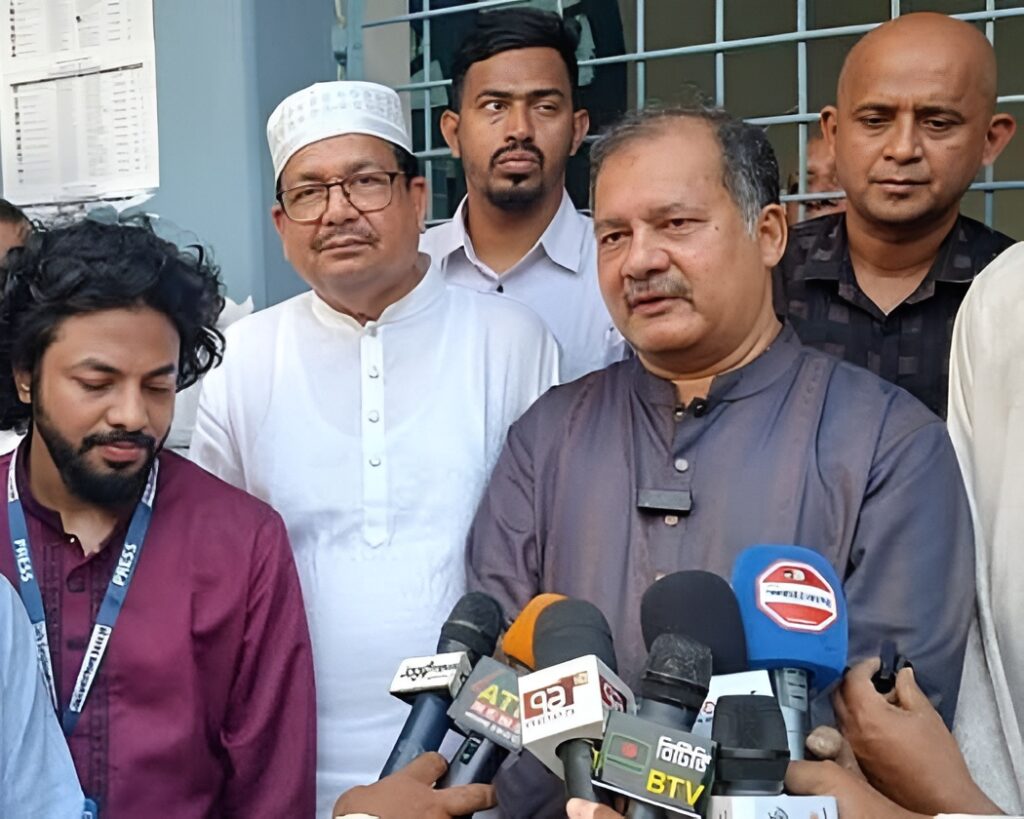 নির্যাতিত সাংবাদিকদের তালিকা হচ্ছে; গণমাধ্যমের পূর্ণ স্বাধীনতা নিশ্চিত করবে সরকার