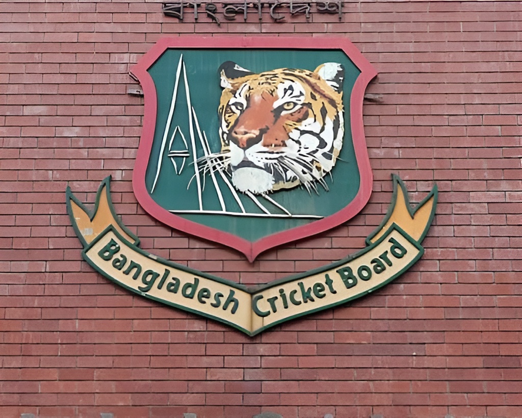 বিসিবি পর্ষদ ভেঙে দিল এনএসসি, আহ্বায়ক কমিটির প্রধান তামিম ইকবাল