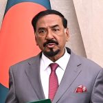 গণতন্ত্র প্রতিষ্ঠায় আমলাদের সেবকের ভূমিকায় অবতীর্ণ হওয়ার আহ্বান স্পিকারের