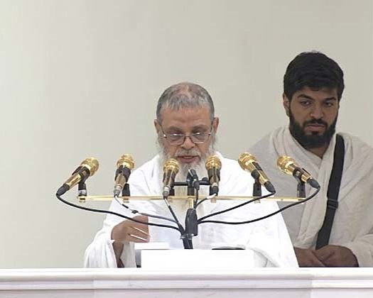 তাকওয়া অবলম্বন ও তাওহিদের ওপর অবিচল থাকার আহ্বান: আরাফাহর ময়দানে হজের ঐতিহাসিক খুতবা