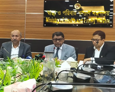 ১১ জেলায় স্বাস্থ্যকর্মীদের ছুটি বাতিল, সাপে কাটার ওষুধ ও পর্যাপ্ত স্যালাইন প্রস্তুত: স্বাস্থ্যমন্ত্রী