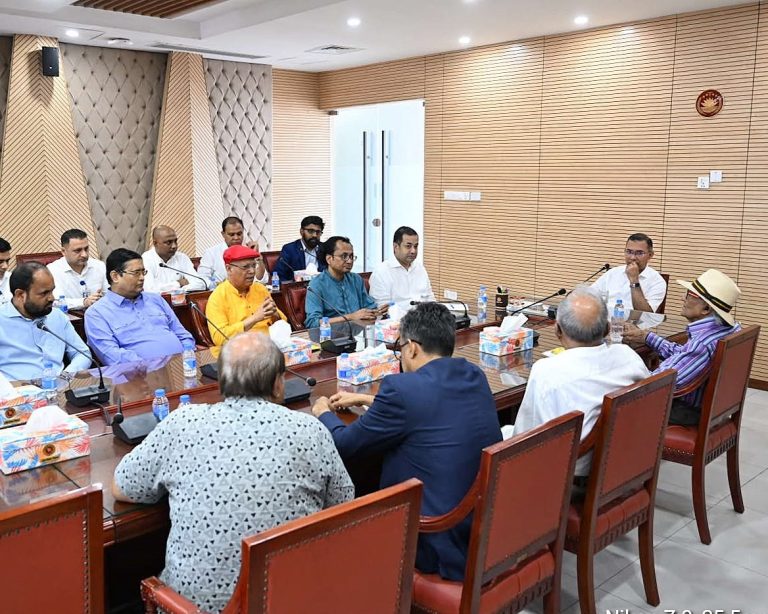 স্বাধীন গণমাধ্যম নীতিমালা প্রণয়নে সম্পাদকদের সহযোগিতা চাইলেন প্রধানমন্ত্রী তারেক রহমান