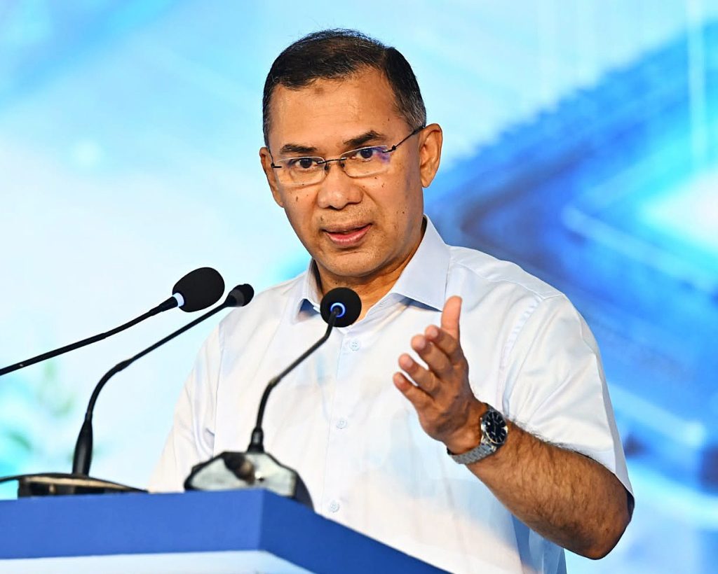 ব্যবসা সহজীকরণে দেশের সব বন্দর ২৪ ঘণ্টা চালু রাখার নির্দেশ প্রধানমন্ত্রীর